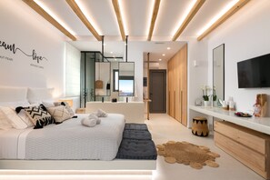 Premium bedding, pillowtop beds, in-room safe, individually decorated - Pefkos Allure luxury Suites (Rhodes)