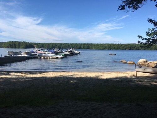 Family & dog friendly historic 4BR farmhouse near Sebago Lake w/ boat launch!