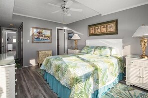2 bedrooms, iron/ironing board, free WiFi