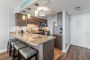 Appartamento, 3 camere da letto | Cucina privata | Frigorifero, forno, macchina per tè/caffè, tostapane