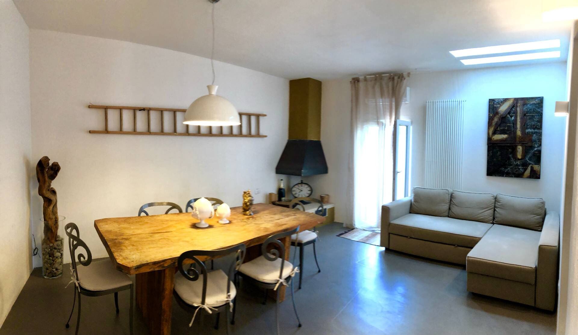 Stylish Historical Townhouse