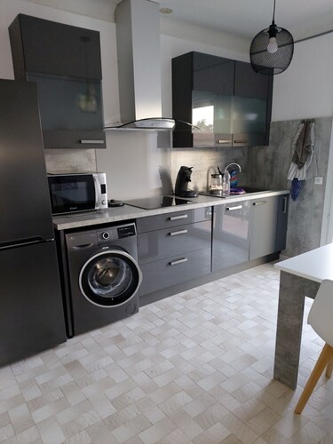 1ST FLOOR APARTMENT AIR-CONDITIONED VILLA