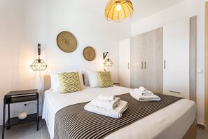 2 chambres, fer et planche à repasser, lit de bébé portatif, Wi-Fi