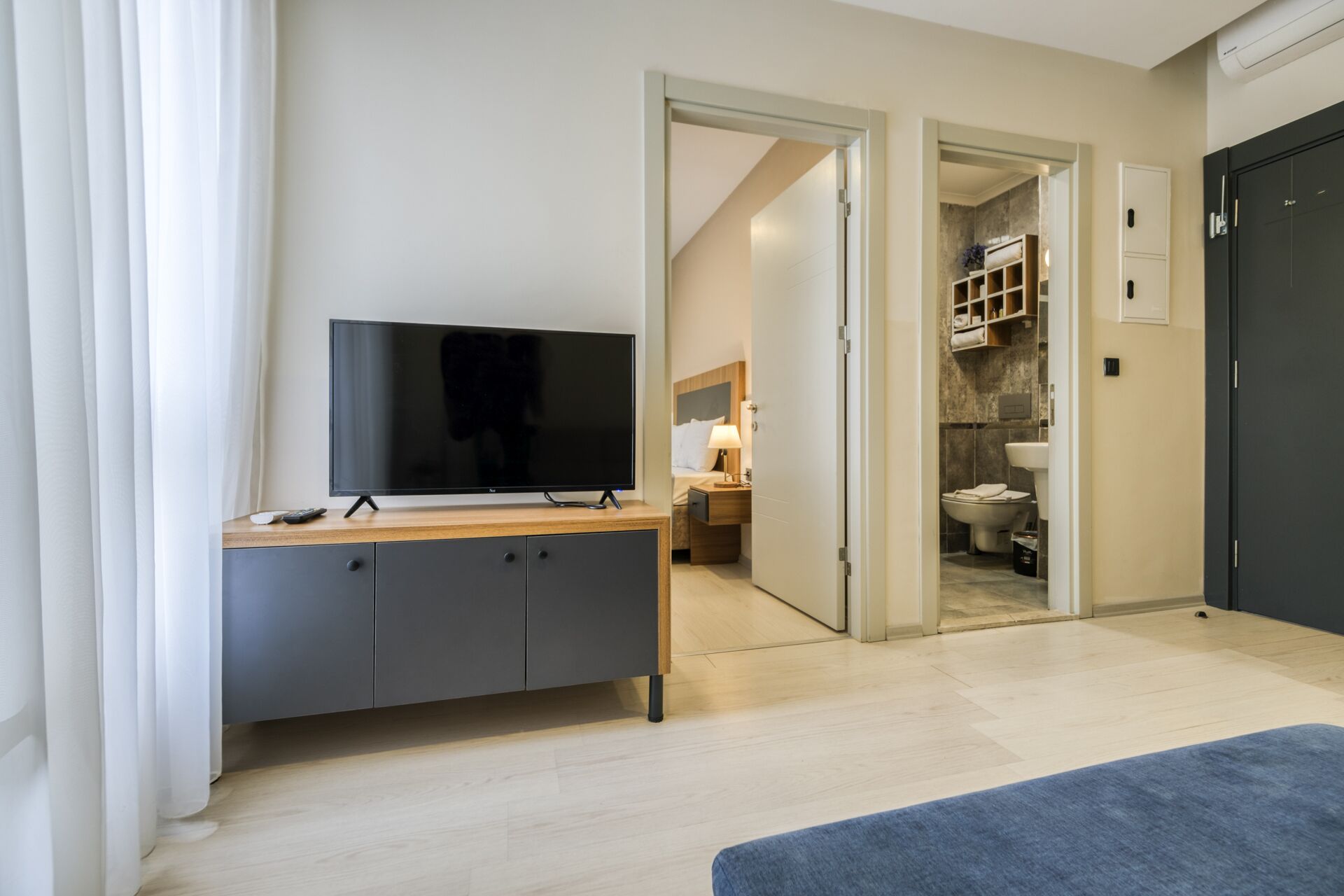 Standard-Apartment | Bettwäsche aus ägyptischer Baumwolle, hochwertige Bettwaren, Minibar