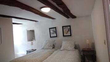 2 chambres, Wi-Fi gratuit, draps fournis