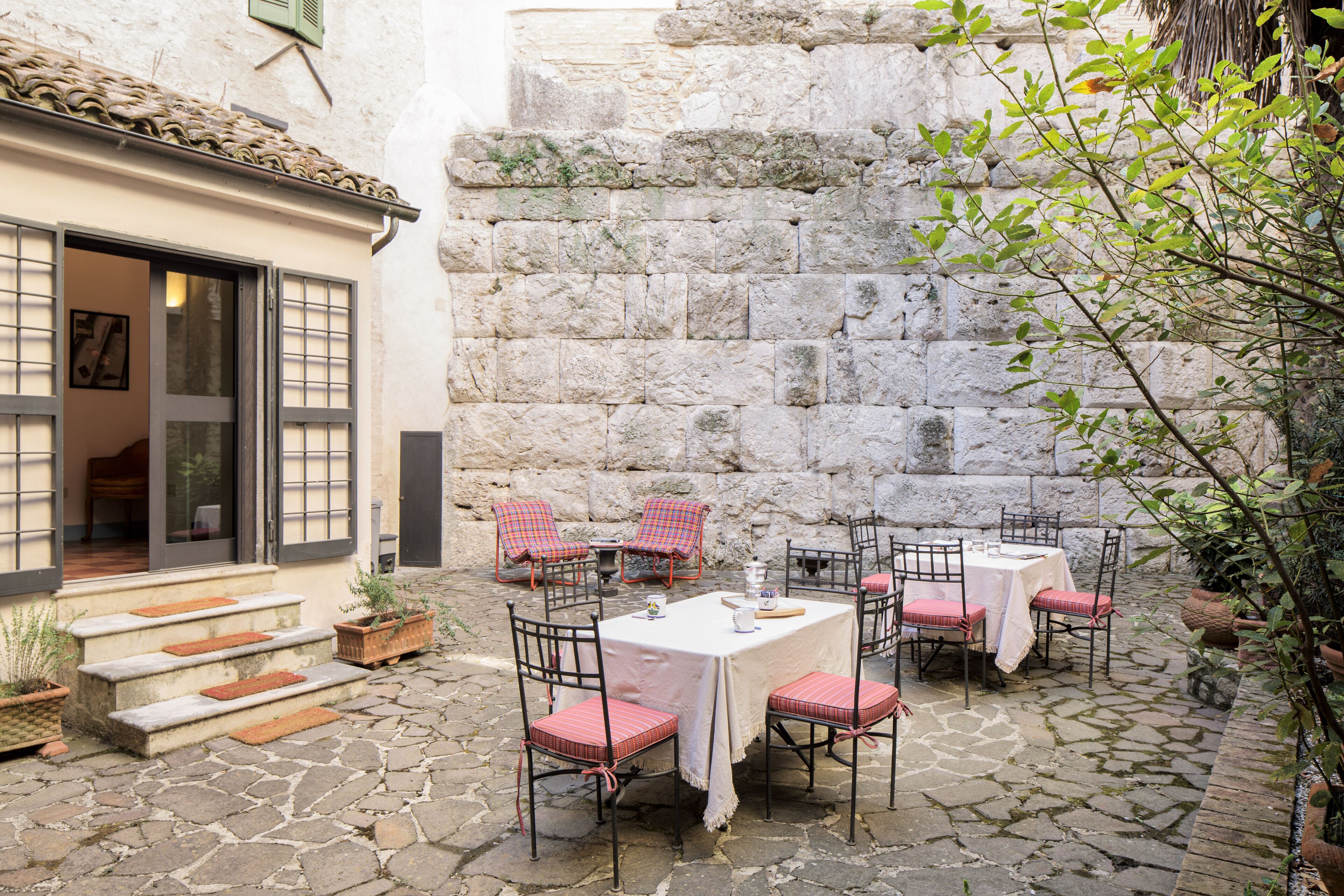 Spacious Artist's Home with Ancient Roman Walled Garden