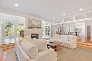 Televisión, tenis de mesa y libros