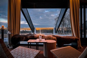 Bar (on property) - Ranten Hotell, BW Signature Collection (Nes)