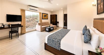 Mewar Palace Luxury Resort & Private Pool Villas - Udaipur
