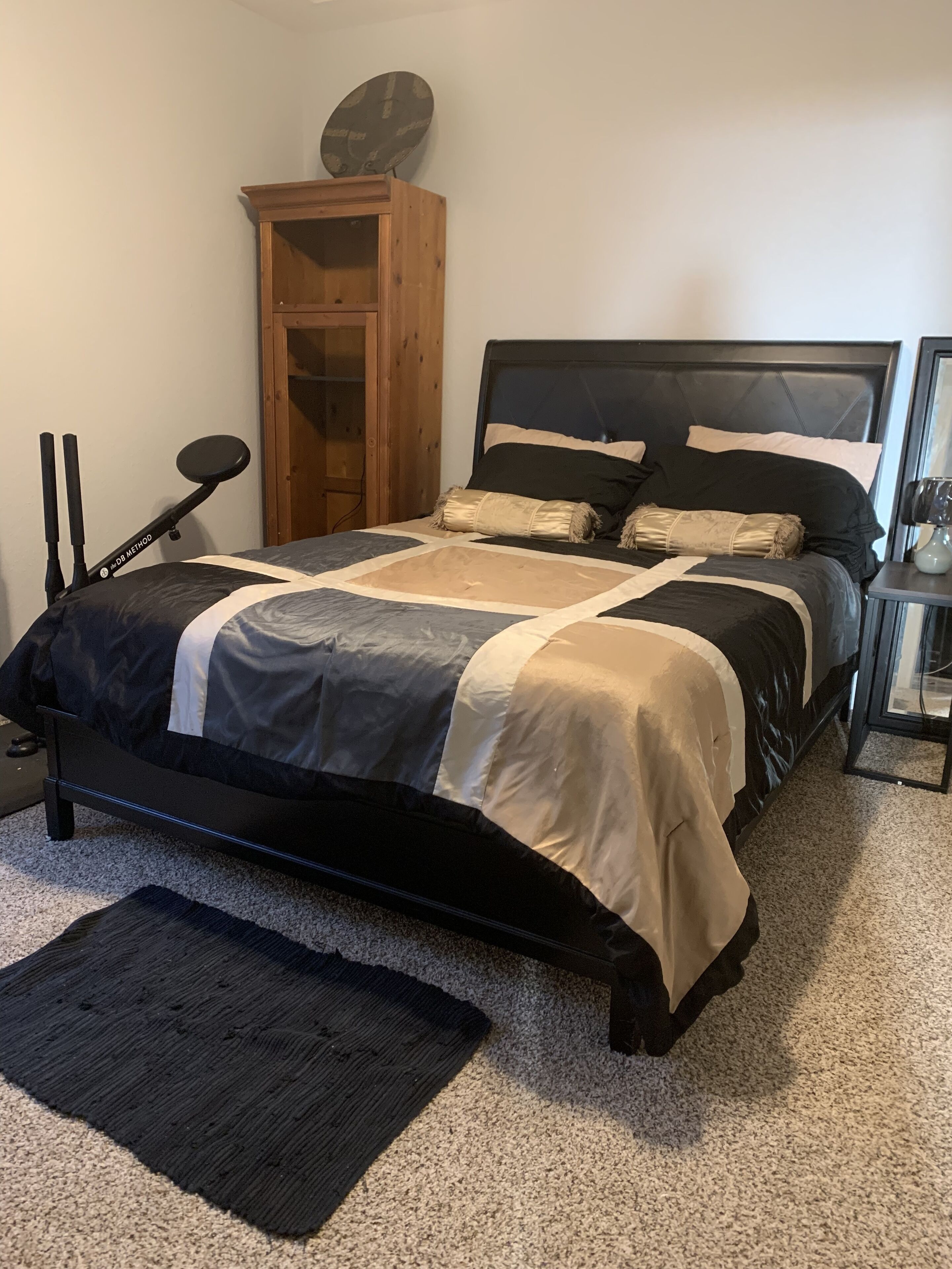 Ultra Chic 3/2 Home w/Hot  Spa-Mins from Downtown and NRG stadium. 