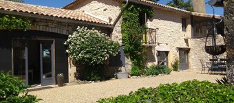 BUTTERFLY GITE ON A 2-HECTARE PROPERTY