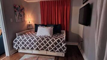 2 makuuhuonetta, ilmainen Wi-Fi, vuodevaatteet