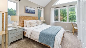 3 bedrooms, in-room safe, desk, iron/ironing board