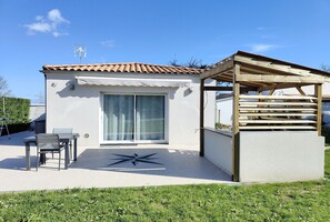 Outdoor dining - Manava - Studio avec terrasse et jardin (Vaux-sur-Mer)