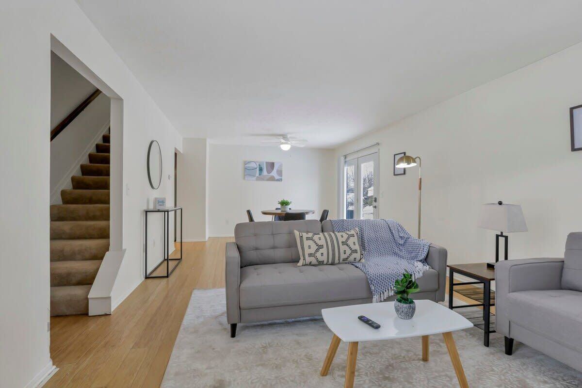 テレビ、書斎 / ワークスペース