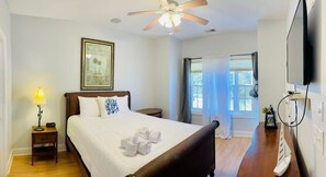 3 bedrooms, iron/ironing board, WiFi, bed sheets - Myrtlewood beautiful spacious condo (Myrtle Beach)