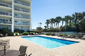A heated pool - ✈️ 🌊 South Harbour 6C: Blue Angels, Water Views + Walk to the Boardwalk! (Pensacola Beach)