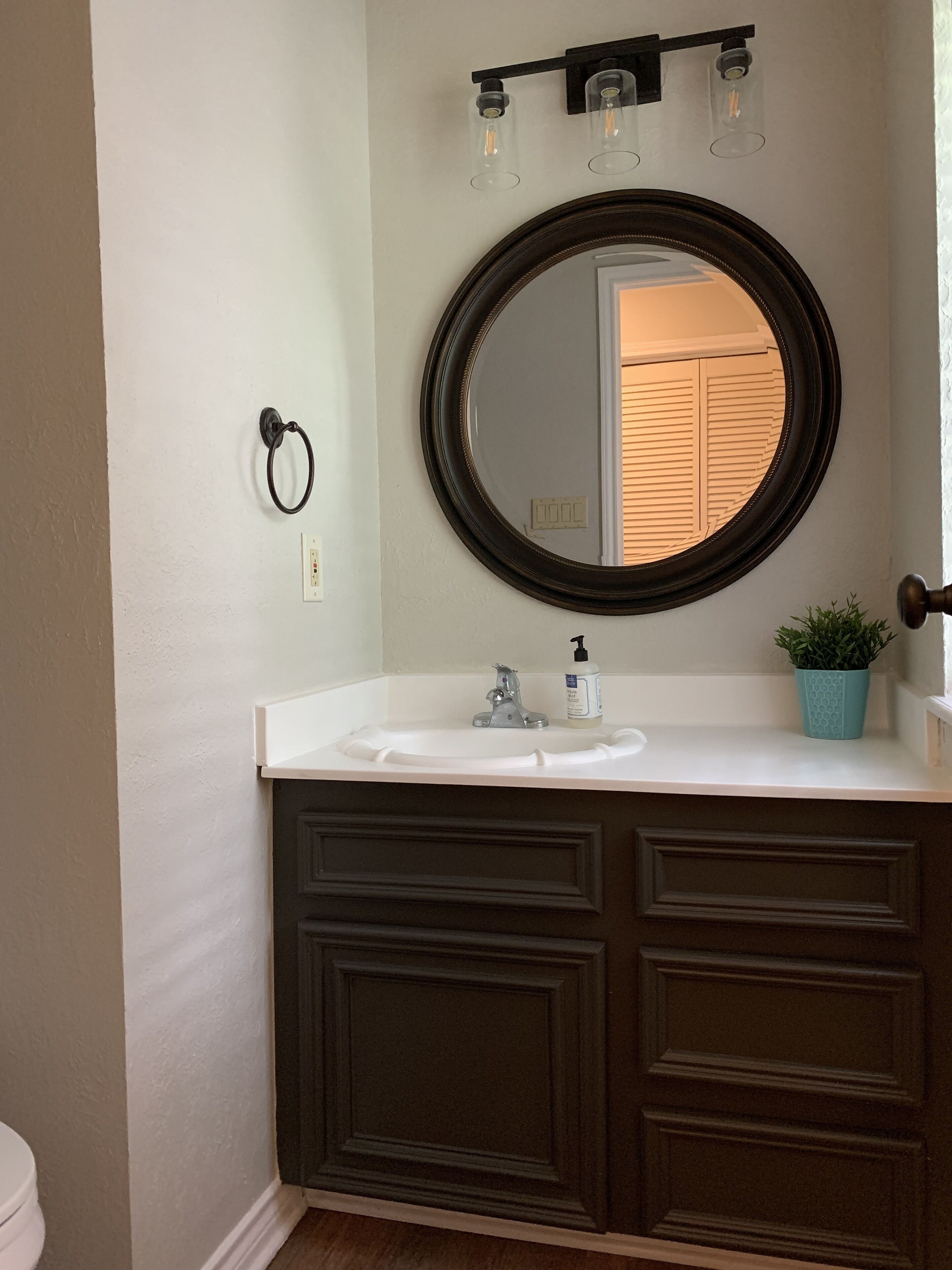 Beautiful Onalaska Lake Front Home