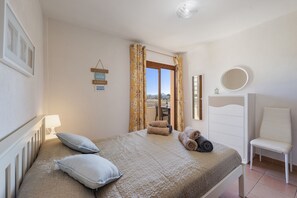 2 dormitorios, caja fuerte, tabla de planchar con plancha y wifi gratis