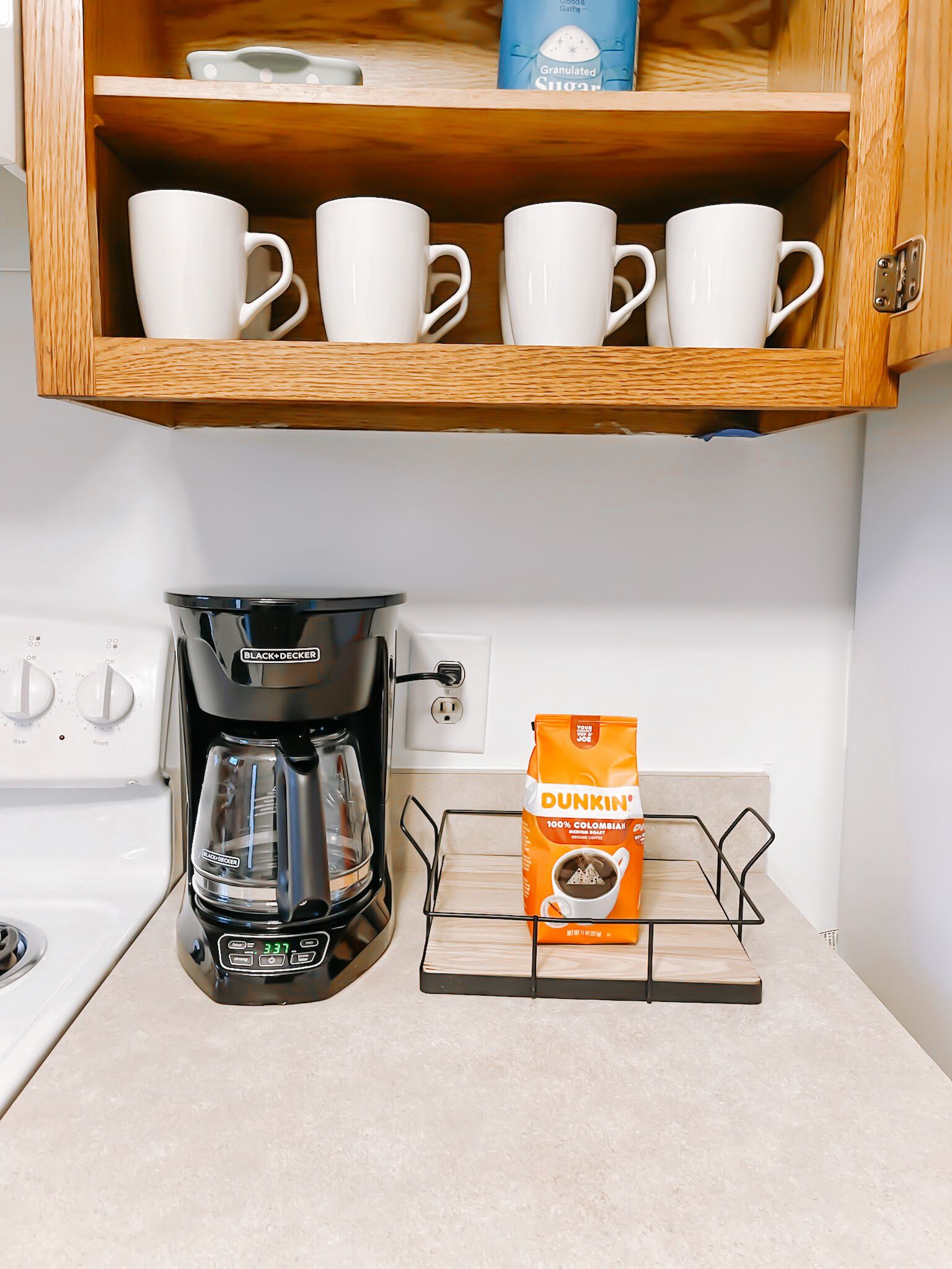 Cozy 2 Bedroom Home | Walking Distance to Downtown