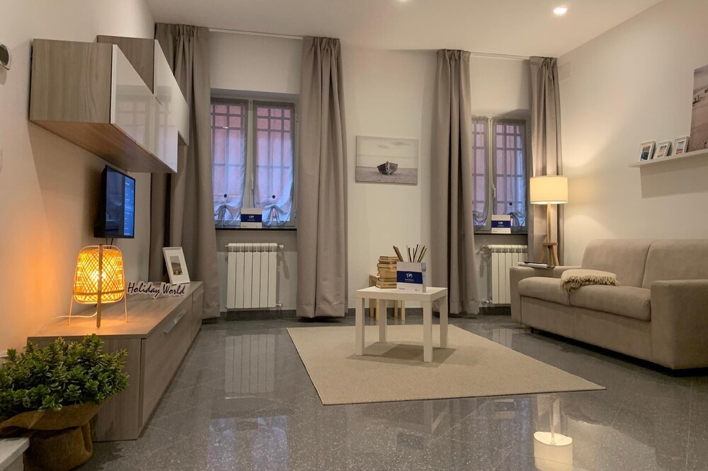 Holiday apartment Genova for 1 - 4 persons with 1 bedroom - Holiday apartment in one or multi-family