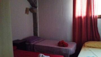 1 dormitori, wifi i roba de llit