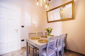 Dining - Premium Apartment Villa Herkules 4+2 (Opatija)