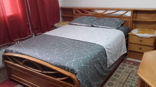 Garçonnier avec salle de bain privée