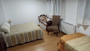 6 habitaciones, wifi gratis y ropa de cama
