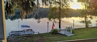 Suwannee Riverfront Retreat