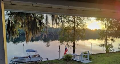 Suwannee Riverfront Retreat