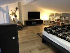 2 Schlafzimmer, Bügeleisen/Bügelbrett, Reisekinderbett, kostenloses WLAN