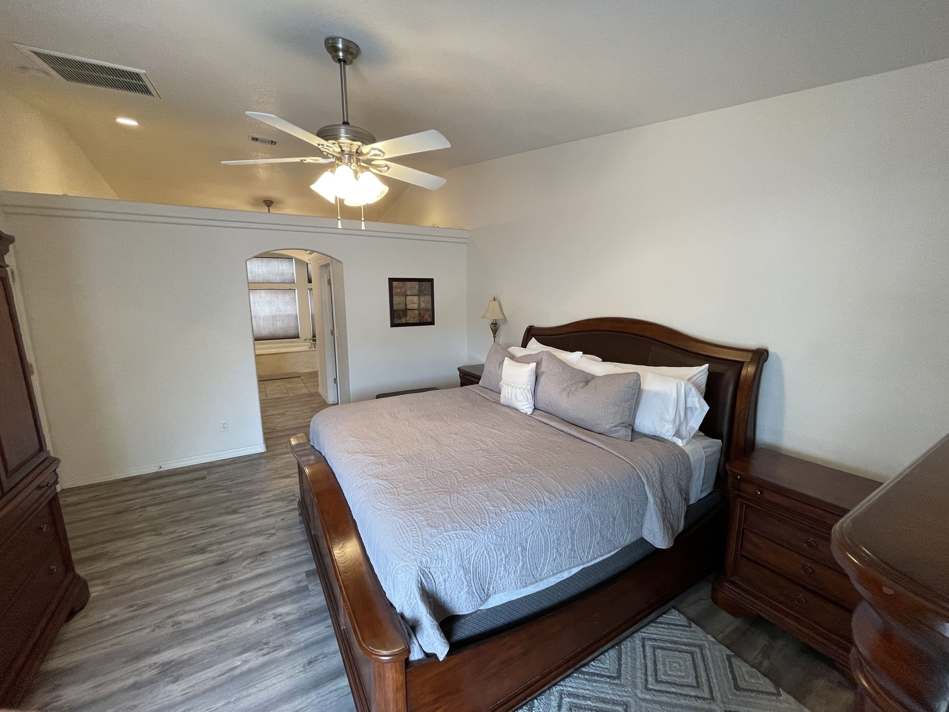 New Family Home, Large Driveway Close to The Lake, The River, and The Casinos. 