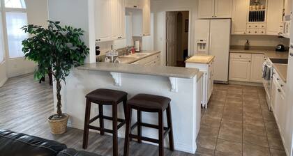 New Family Home, Large Driveway Close to The Lake, The River, and The Casinos.