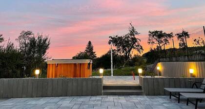 Chez la Rose luxury cottage with jacuzzi