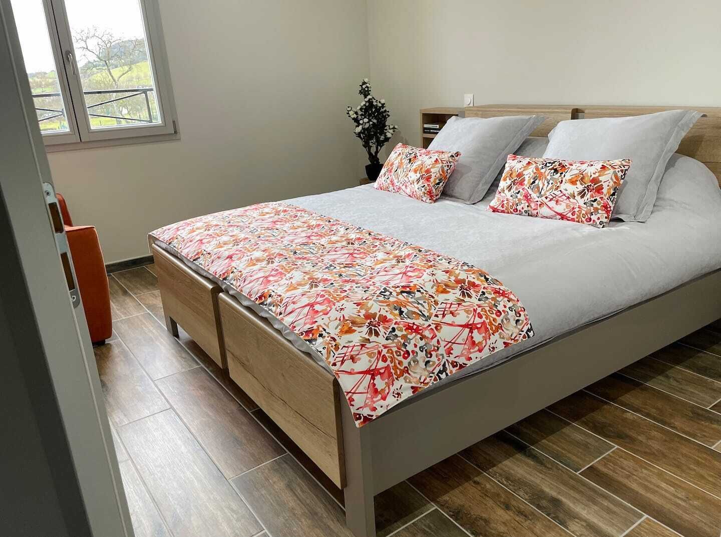 3 slaapkamers, een kluis op de kamer, een strijkplank/strijkijzer