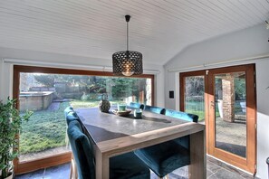 Dining - Villa for 21P with pool by the river (Chimay)