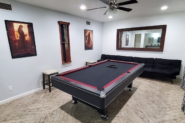 Spielezimmer