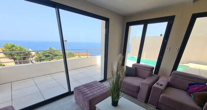 Villa de soleil a Cerbere - wyjÄ
tkowa, 5 km do granicy z HiszpaniÄ
.