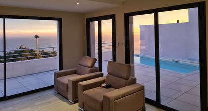 Villa de  soleil a Cerbere - wyjÄ
tkowa, 5 km do granicy z HiszpaniÄ
.