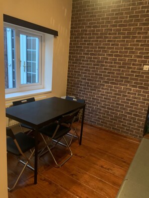 Dining - 3/4 bed house in Manchester (Manchester)