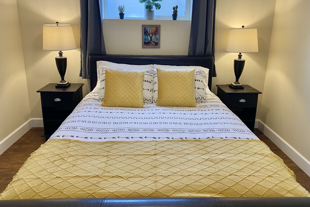 Cozy/Private 1BR~Quiet Neighborhood~Air Conditioning~Dog Friendly