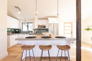 Fridge, microwave, oven, stovetop - Designer Bungalow in Heart of Sedona, Enclosed Yard/Patio, Luxe Kitchen (Sedona)