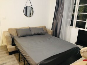 2 Schlafzimmer, Bügeleisen/Bügelbrett, kostenloses WLAN, Bettwäsche