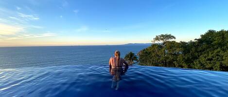 屋外プール、温水プール