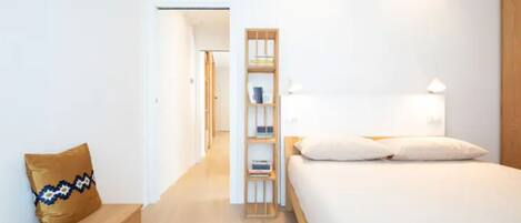 1 chambre, fer et planche à repasser, Wi-Fi gratuit, draps fournis