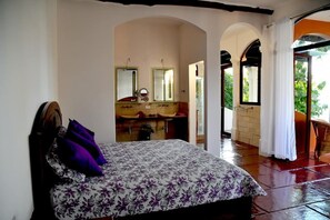 2 habitaciones, escritorio, cuna de viaje y wifi gratis 