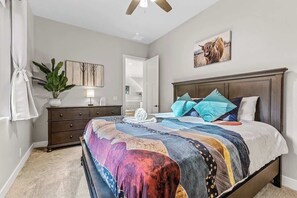 5 間睡房、熨斗/熨衫板、可攜式嬰兒床、Wi-Fi