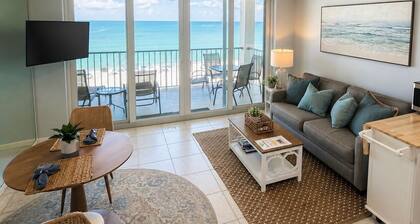 Beautiful Beachfront Apollo 6th floor….Ocean front Tranquil Sunset Views.