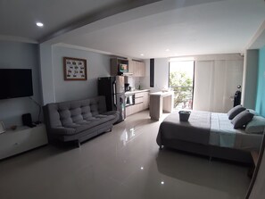 Smart TV - Hermoso Apartaestudio a 3 cuadras de la Estación Metro (Bello)